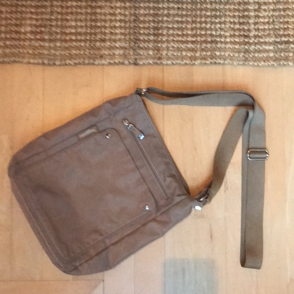 Baggallini Crossbody